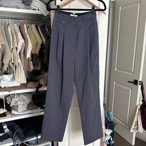 The Frankie Shop Straight-Leg Pants in Charcoal